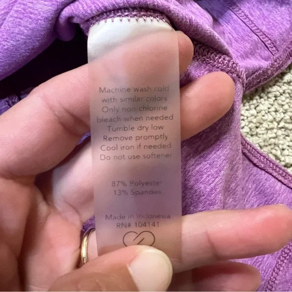 Women’s Athleta Shirt Size Small - Picture 3 of 7